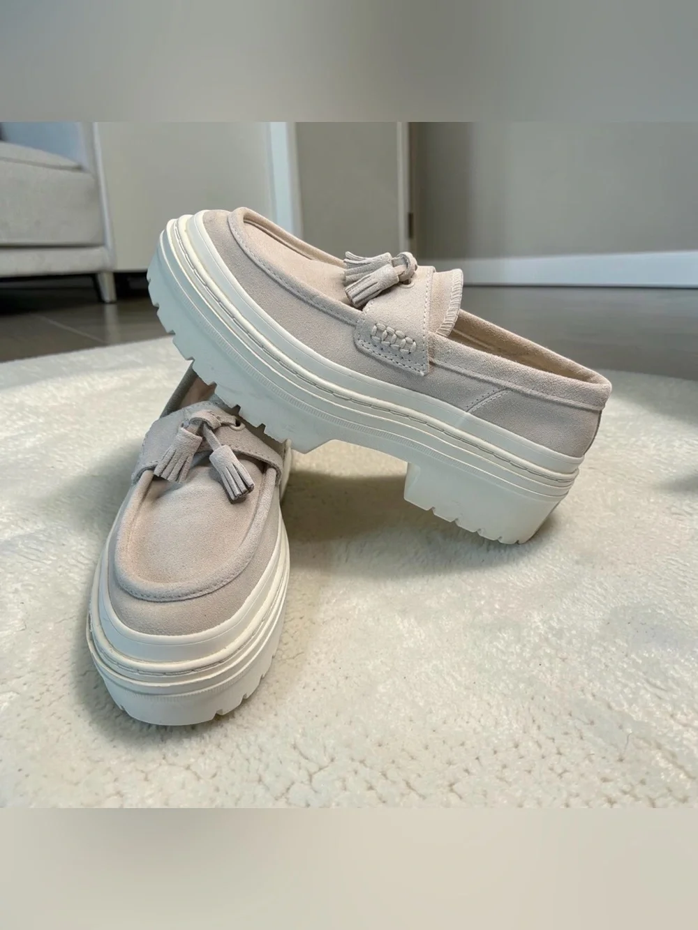 Converse Women's Platform Tassel Loafers in Light Beige and White